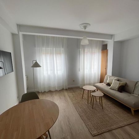 Apartamento Acogedor En El Centro De Cangas Eksteriør billede